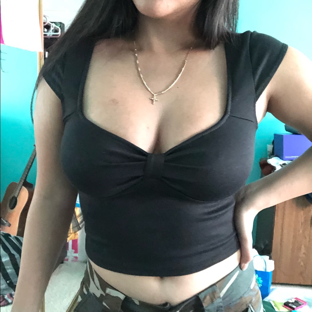 Black Sweet Heart Crop Top